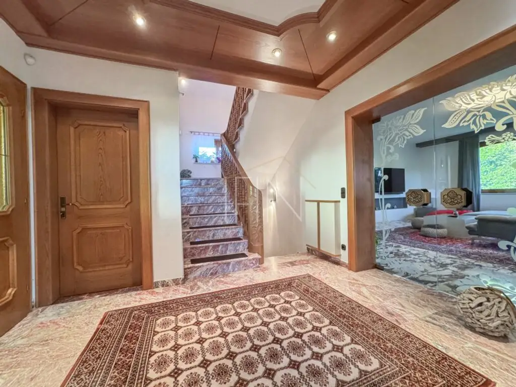 Einfamilienhaus mit Pool, Wellness & großem Garten in Hennersdorf