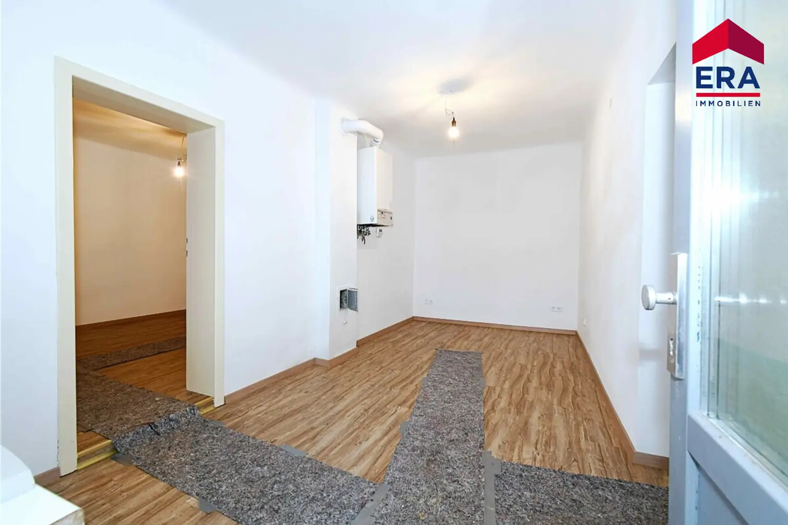 Sanierter Bauernhof mit zwei Wohnungen und großem Grundstück –ideal für Pferdeliebhaber und Familien