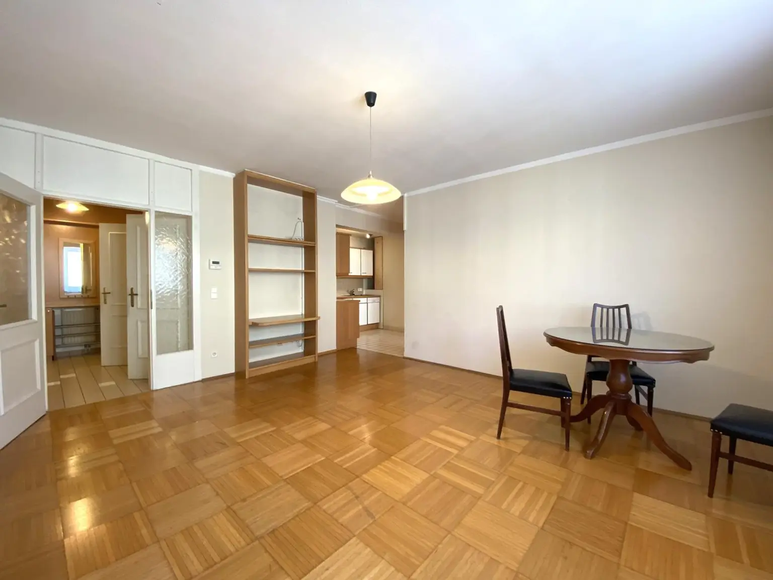 3-Zimmer-Wohnung nahe Gersthofer Platz u. Türkenschanzpark