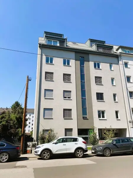Modernes, zentrales Wohnen mit Balkon – 2-Zimmer-Wohnung