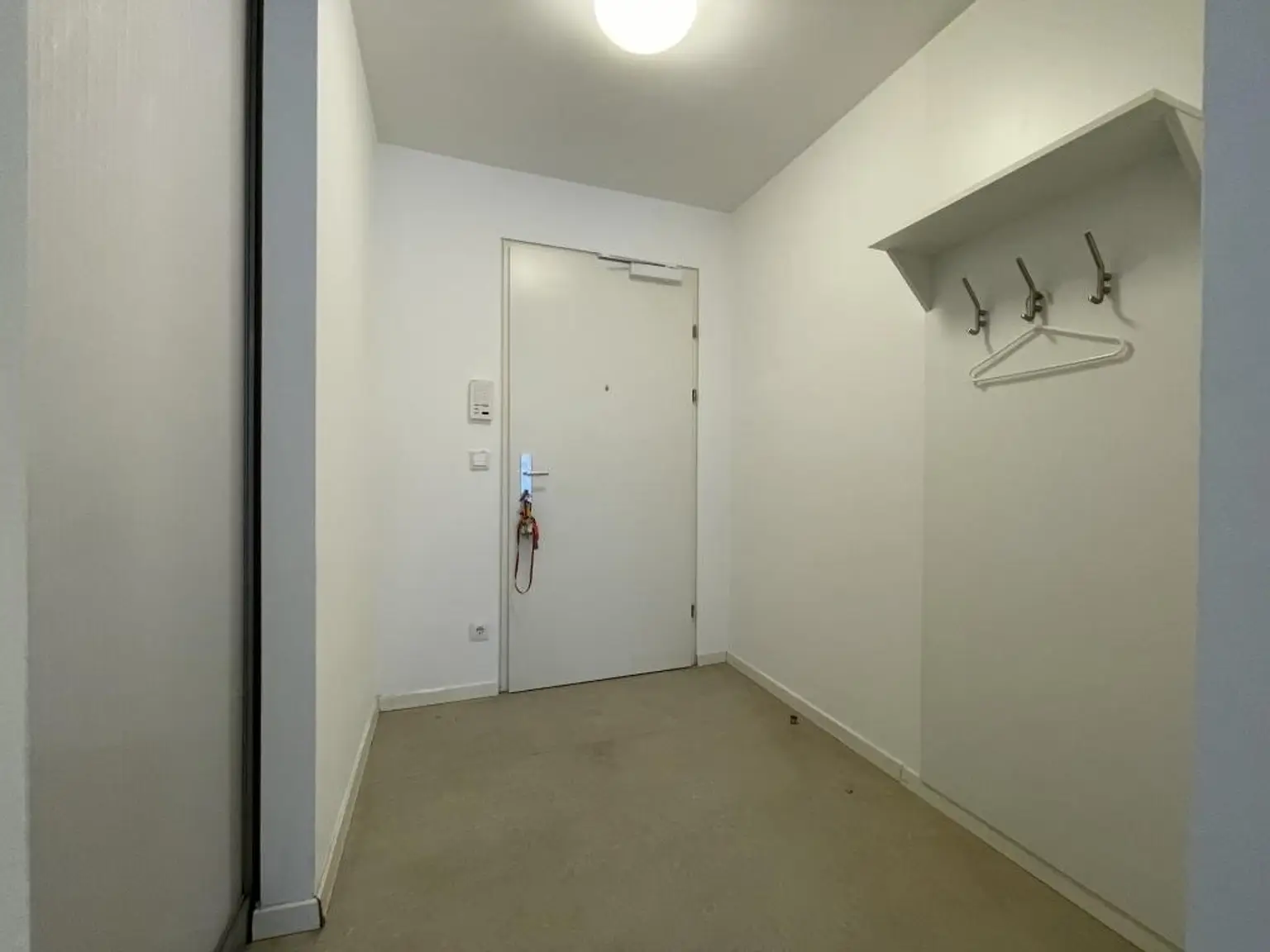 Vorraum und Garderobe