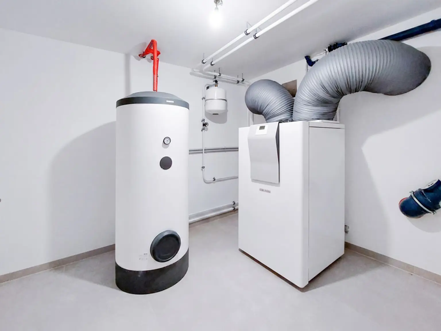 Wärmepumpe im Vollkeller