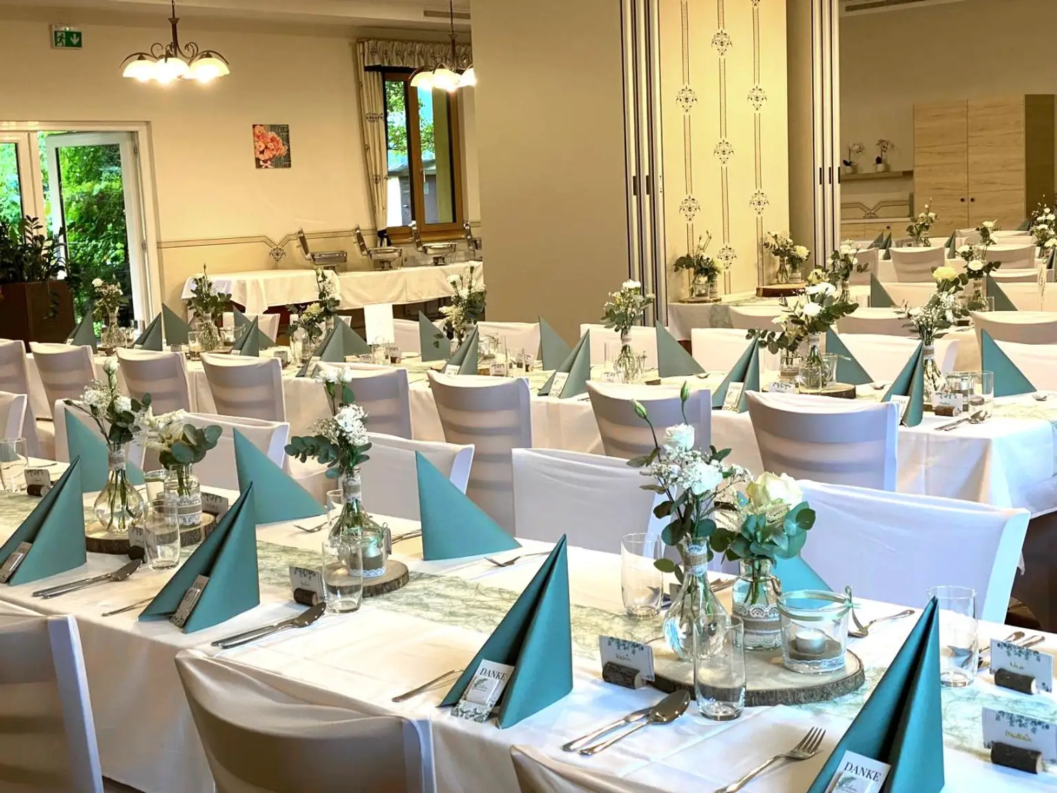 Festsaal Setting Hochzeit