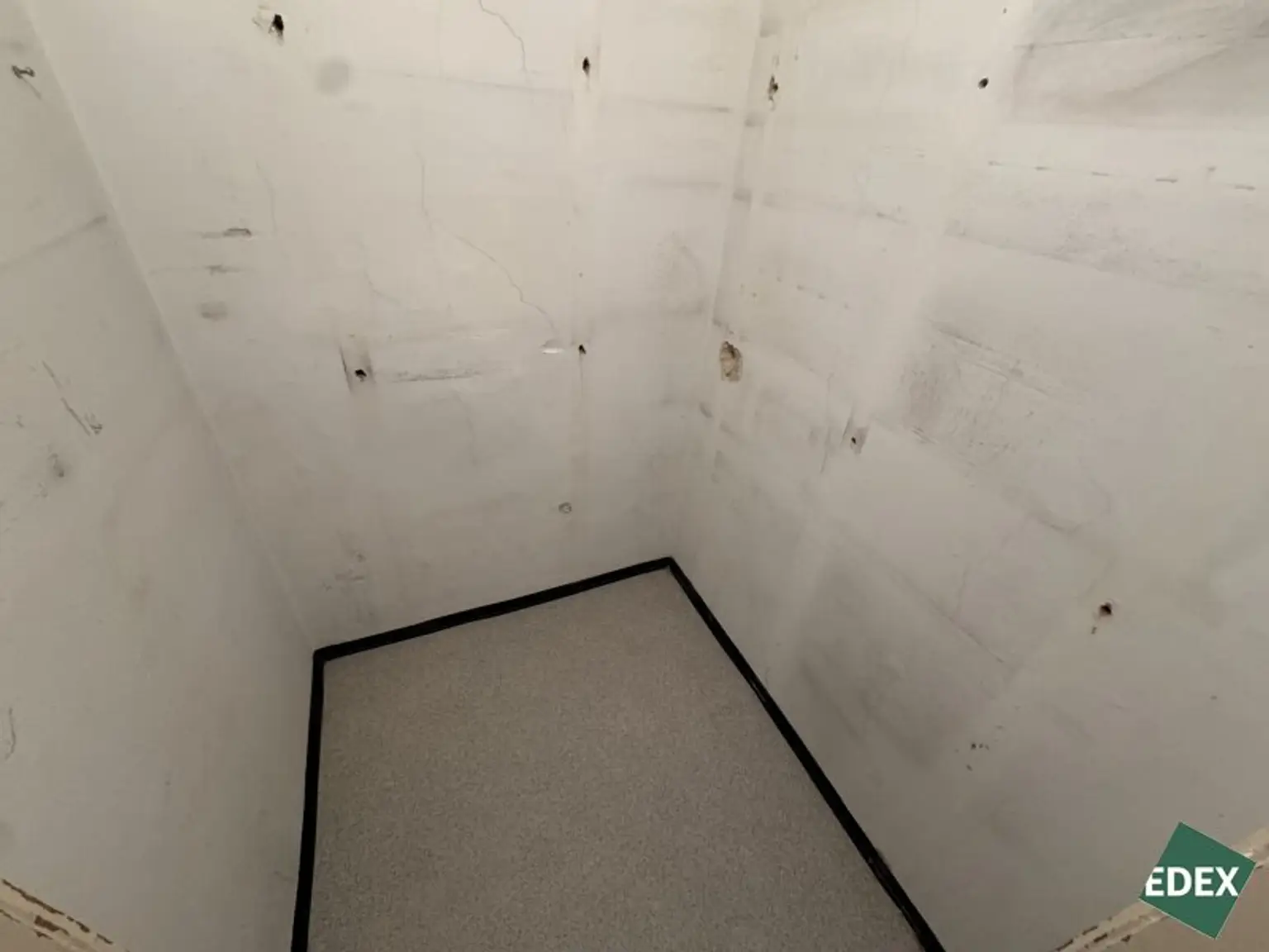 Wohnung mit Potential: Sanierungsbedürftige 3-Zimmer Wohnung am Währinger Gürtel - nähe U6