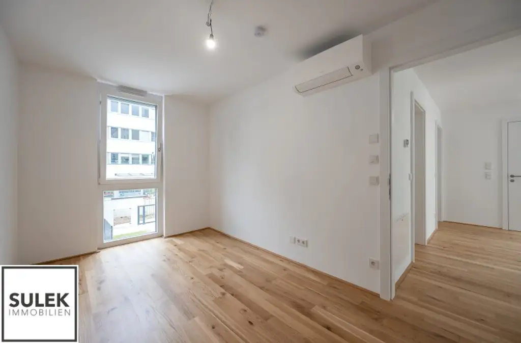 ERSTBEZUG-Townhouse: Exklusives 4-Zimmer-Townhouse mit 2 Terrassen & Tiefgaragen-Option - ab sofort
