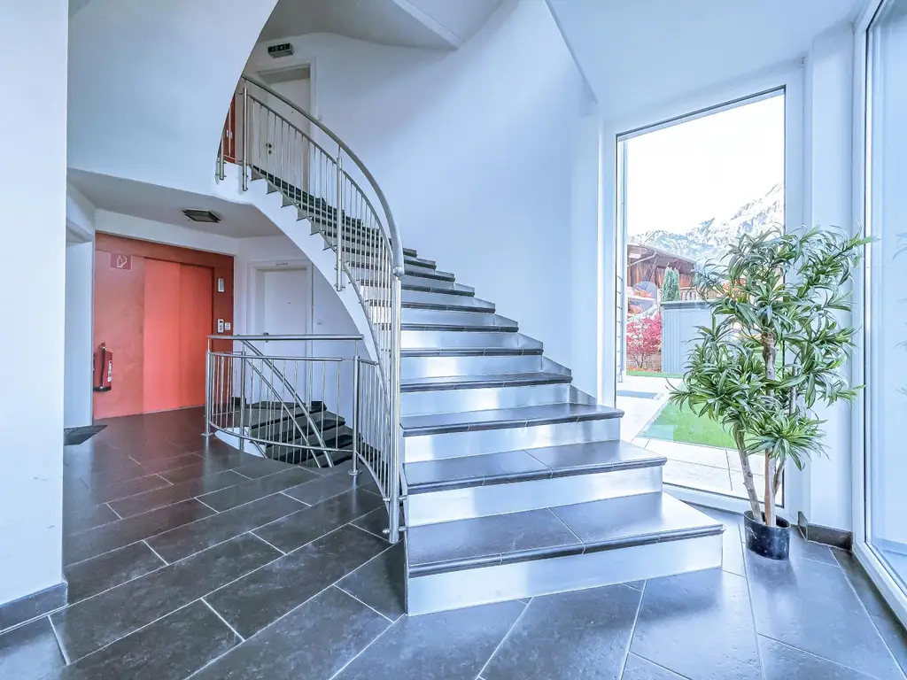 Sonnenplateau – 3-Zimmer-Terrassenwohnung mit Garten in traumhafter Ruhelage!