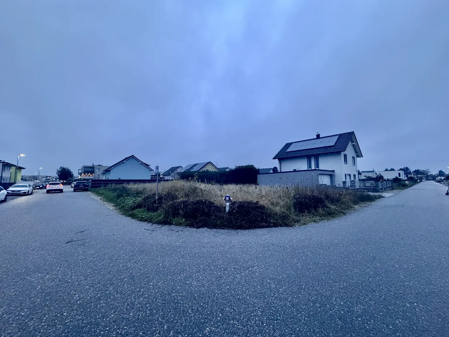 TRAUMGRUNDSTÜCK IN STRASSHOF - SONNIG, RUHIG, ZENTRAL