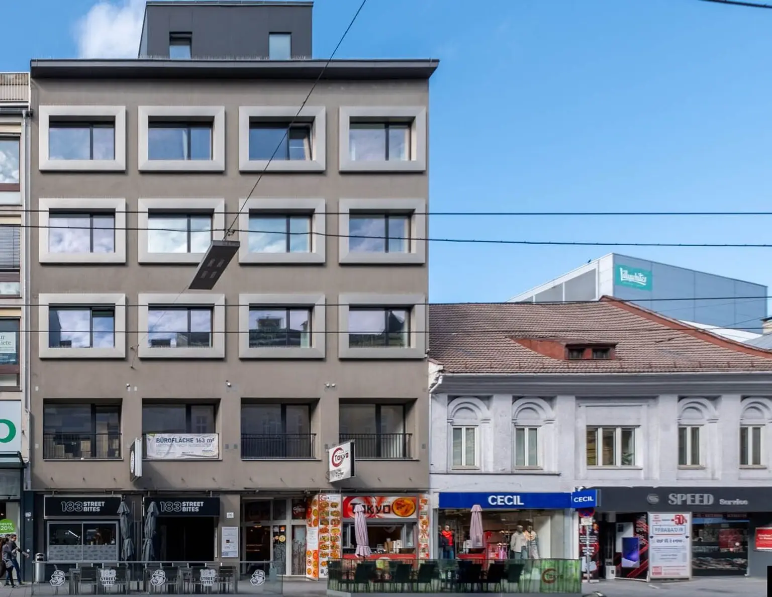 LINZ: Modernes Geschäftshaus an der Landstraße mit Büros und Geschäften