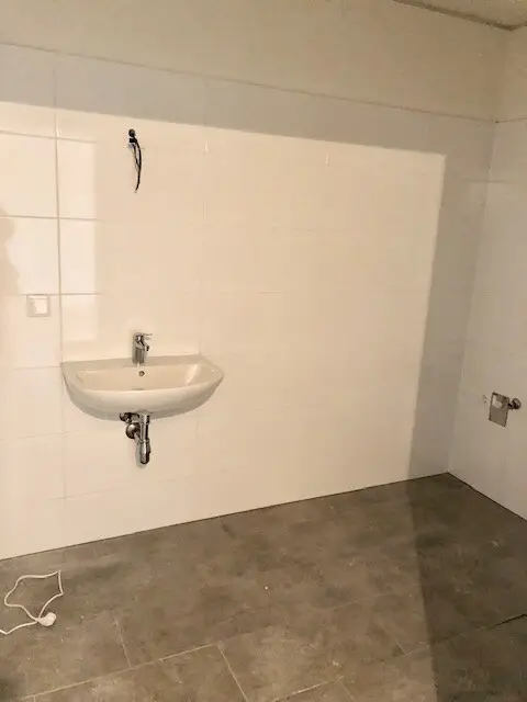 Badezimmer mit Dusche