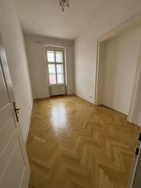 Mietwohnung ca.111m2 in bester Lage-stilvoll-gepflegt in Graz! ***Wohngemeinschaften möglich***