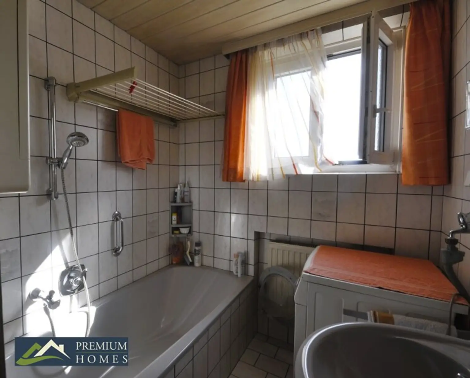 BRIXLEGG - 4 Zimmer Eigentumswohnung - Bad