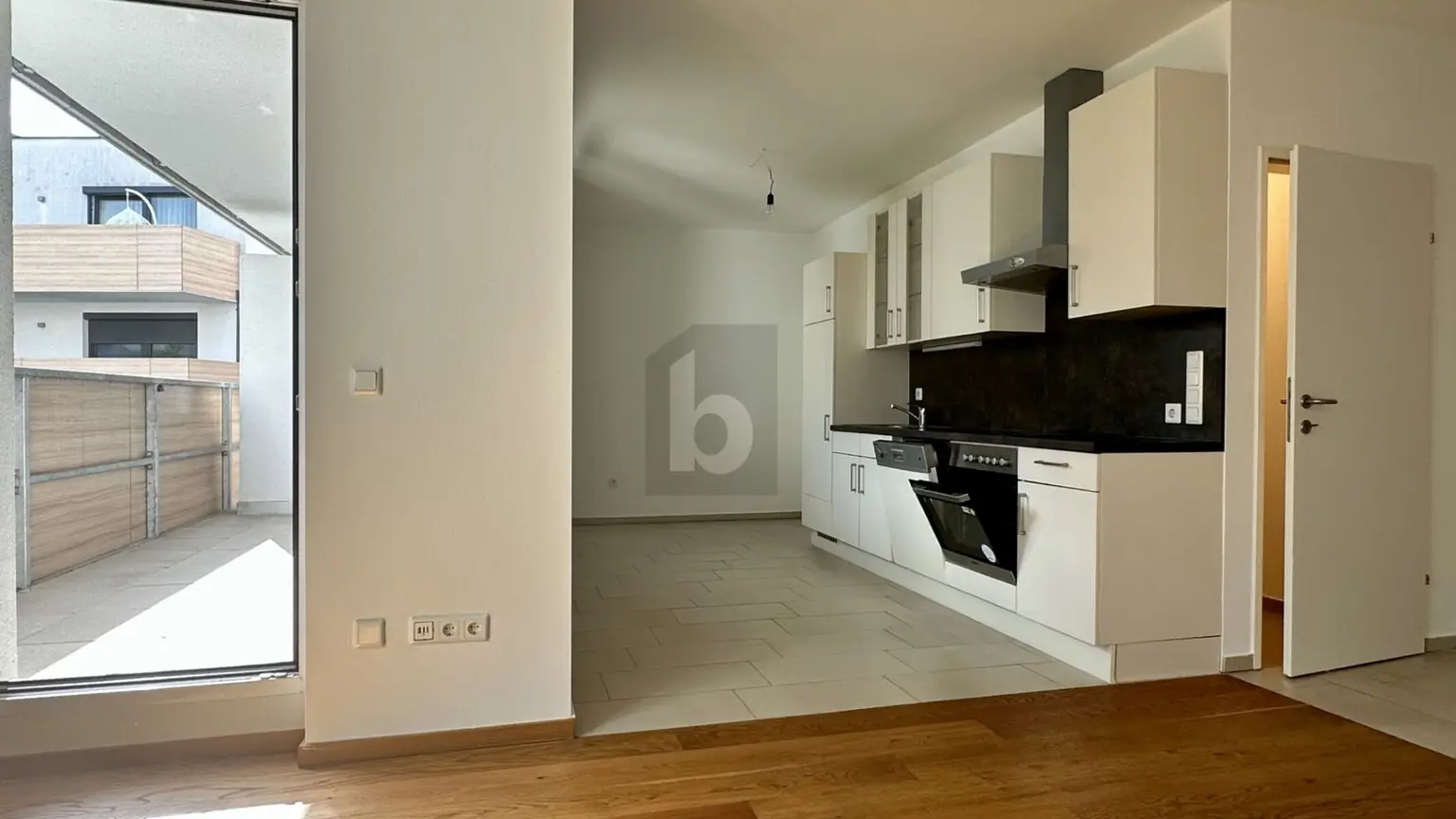 MODERN MIT TOP AUSSTATTUNG UND BARRIEREFREIEM ZUGANG