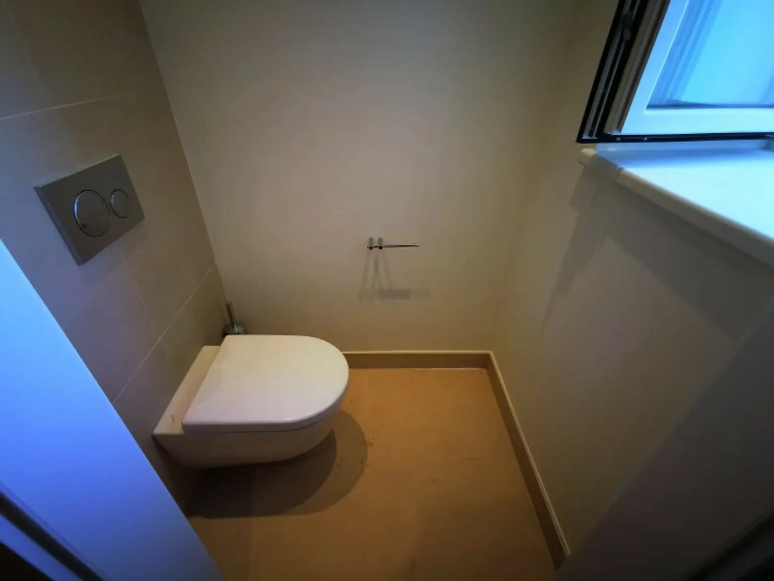 Dachgeschosswohnung der Superlative: 3 Zimmer mit viel Freifläche & Luxus pur in Citynähe : ab November zur Anmietung frei!