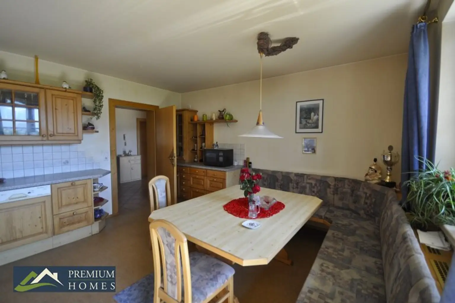 FÜGENBERG - Es erwartet Sie eine Doppelhaushälfte in Aussichtslage - 5 Zimmer, Garten & 2 Balkone!