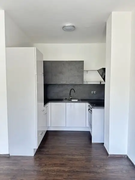 Traumhaftes Reihenhaus mit zwei Wohneinheiten in ruhiger Lage in Stockerau – Ideal für Familien und Anleger!