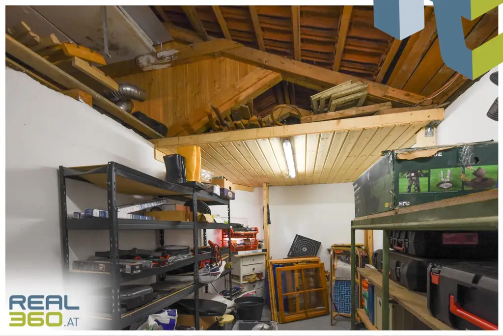 Attraktives Einfamilienhaus mit großzügiger Außenanlage und moderner Ausstattung!