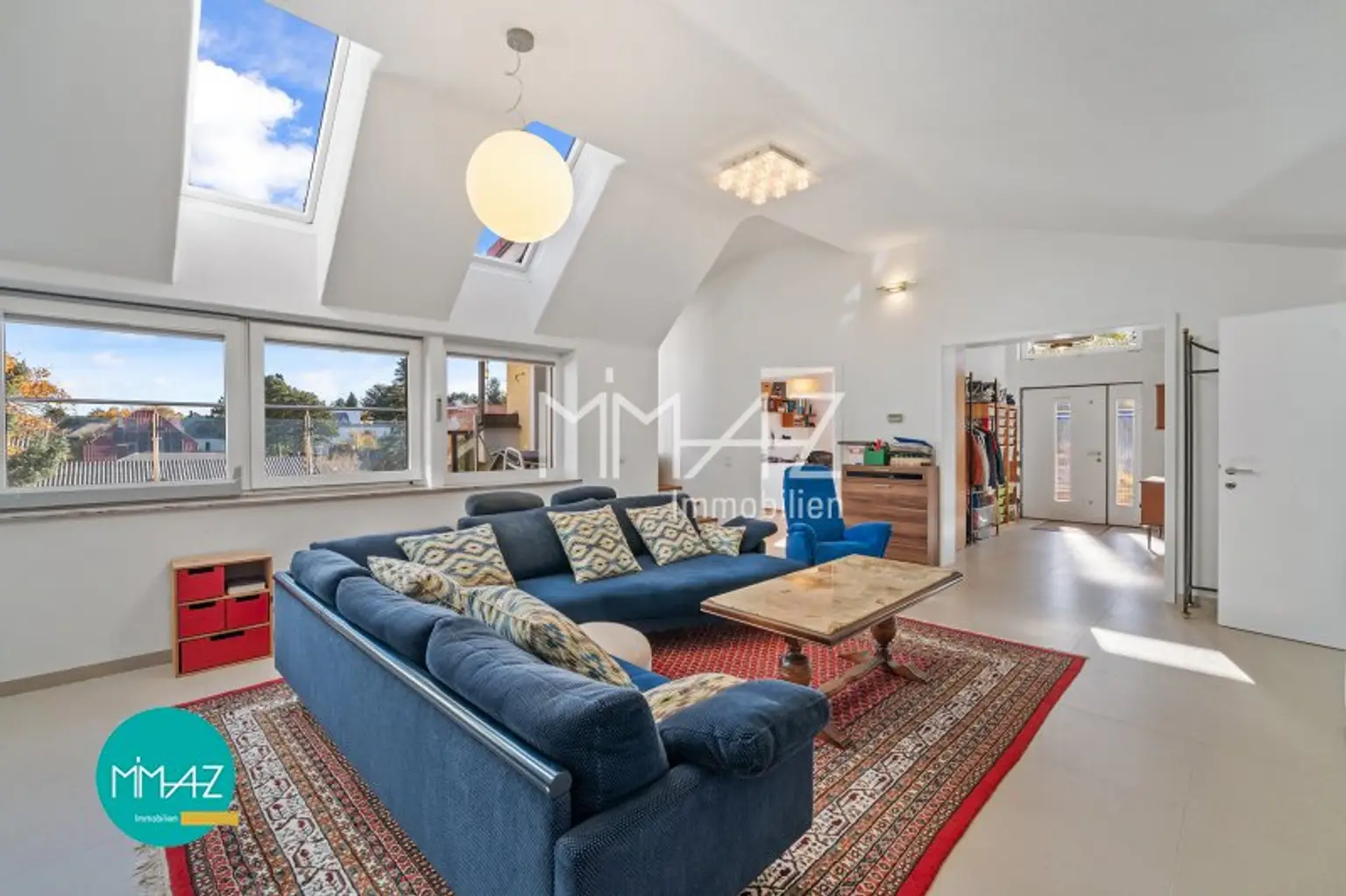 Großzügig • Hell • Außergewöhnlich! Lichtdurchflutetes Penthouse mit 3 Terrassen und Eigengarten! Weitblick inklusive!