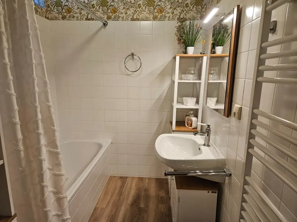 Saisonmiete: Charmante 3-Zimmer-Wohnung mit Bergblick in Zell am See