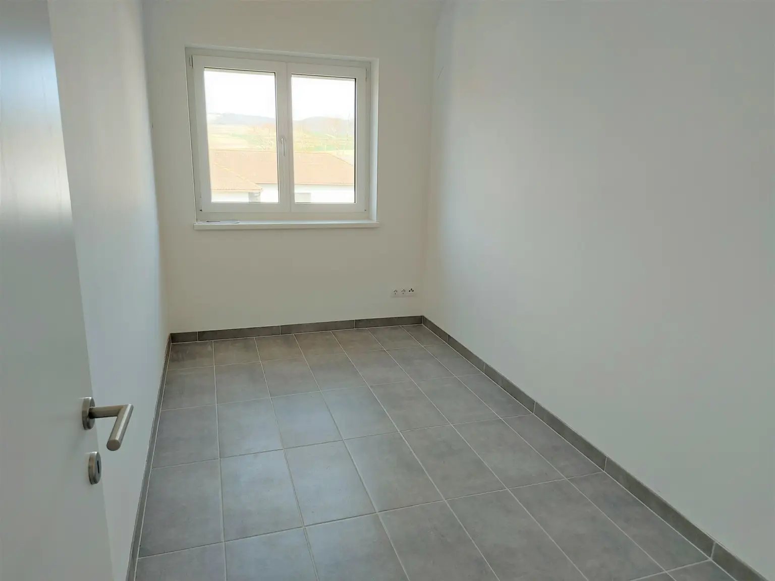 Moderne 3-Zimmer Wohnung mit Balkon und Parkplatz Top 22