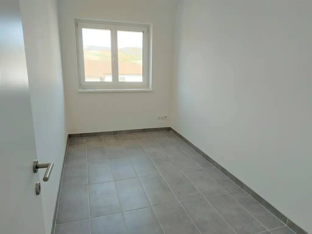 Moderne 3-Zimmer Wohnung mit Balkon und Parkplatz Top 22