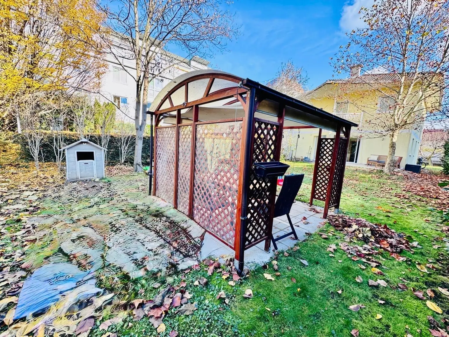 FAMILIENIDYLLE IN LEOPOLDAU – MODERNES EINFAMILIENHAUS NAHE U1