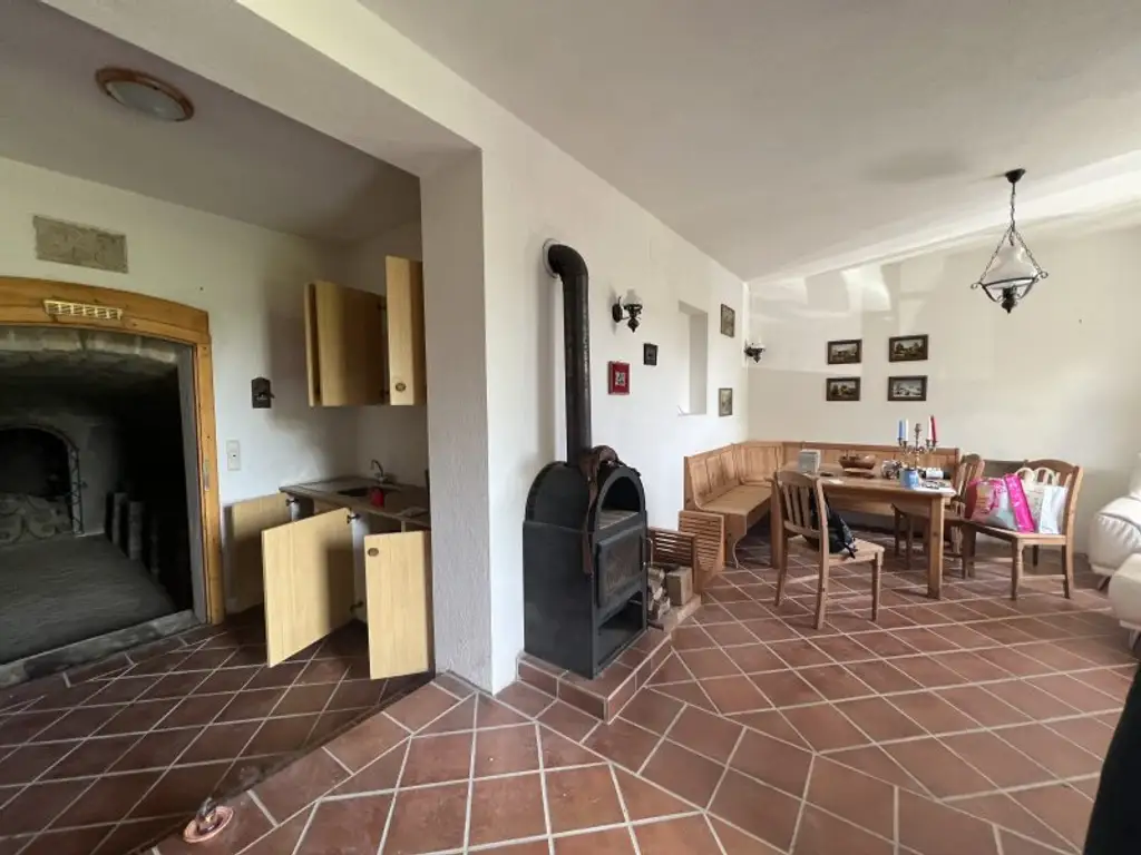 Haus mit Weinkeller - KEINE Hauptwohnsitzmöglichkeit