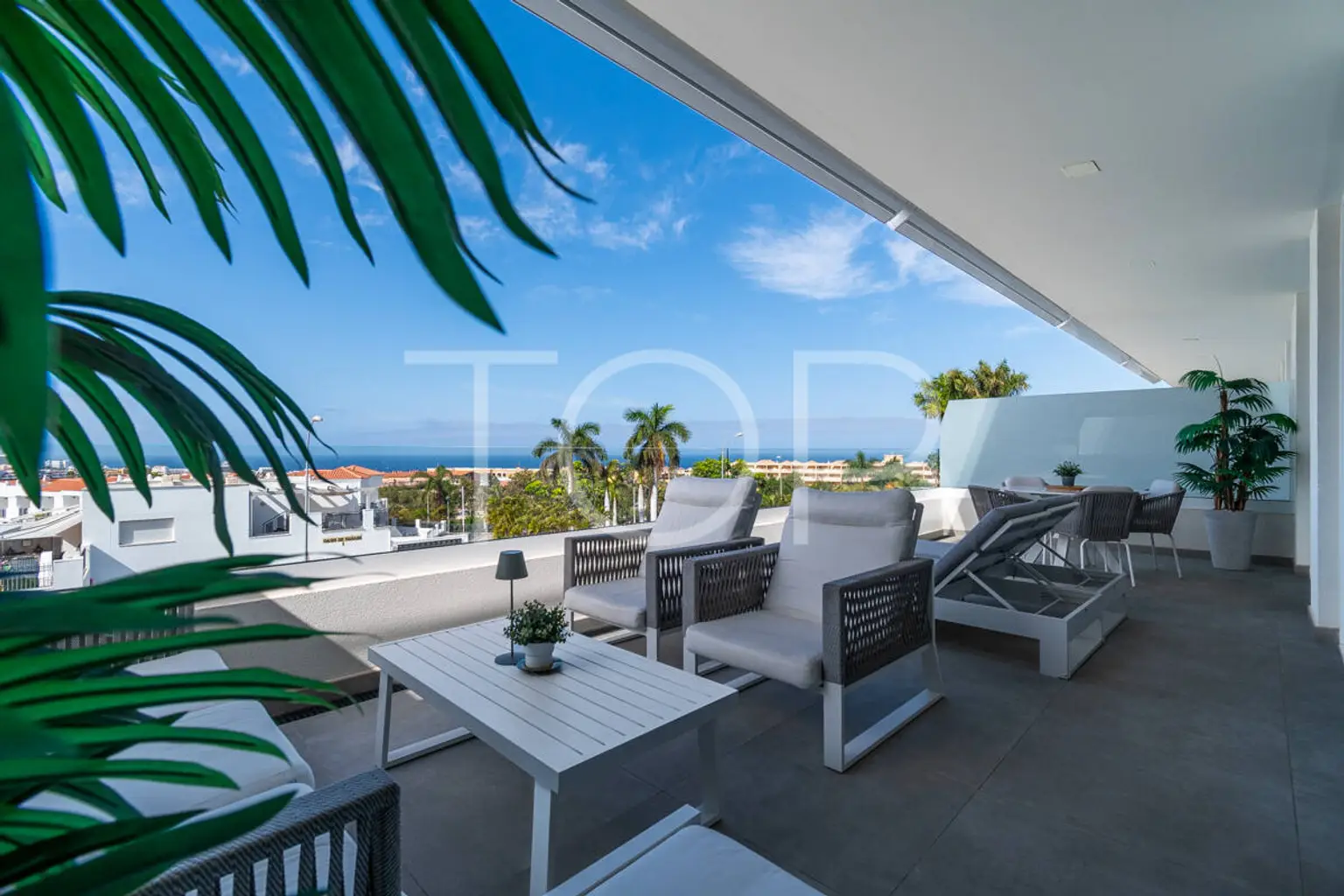 Brand-new two-bedroom apartment with sea views in Las Terrazas de Costa Adeje