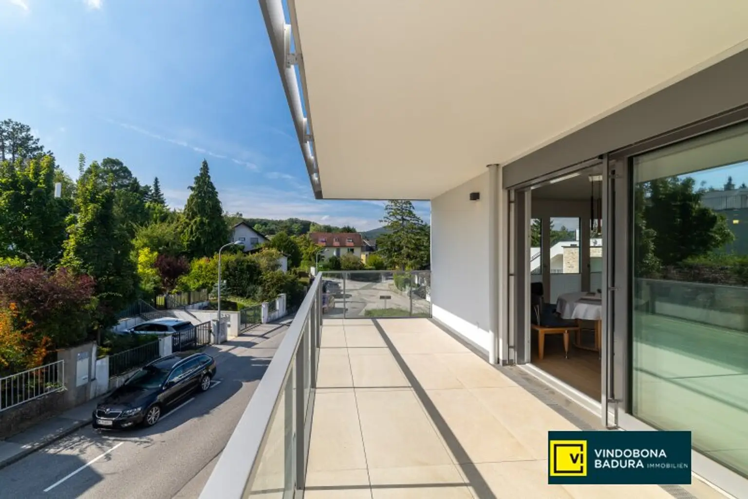 Wohnjuwel in Hietzing: Großzügige 5-Zimmer Wohnung mit Balkonterrassen, Fernblick & Garagenplatz