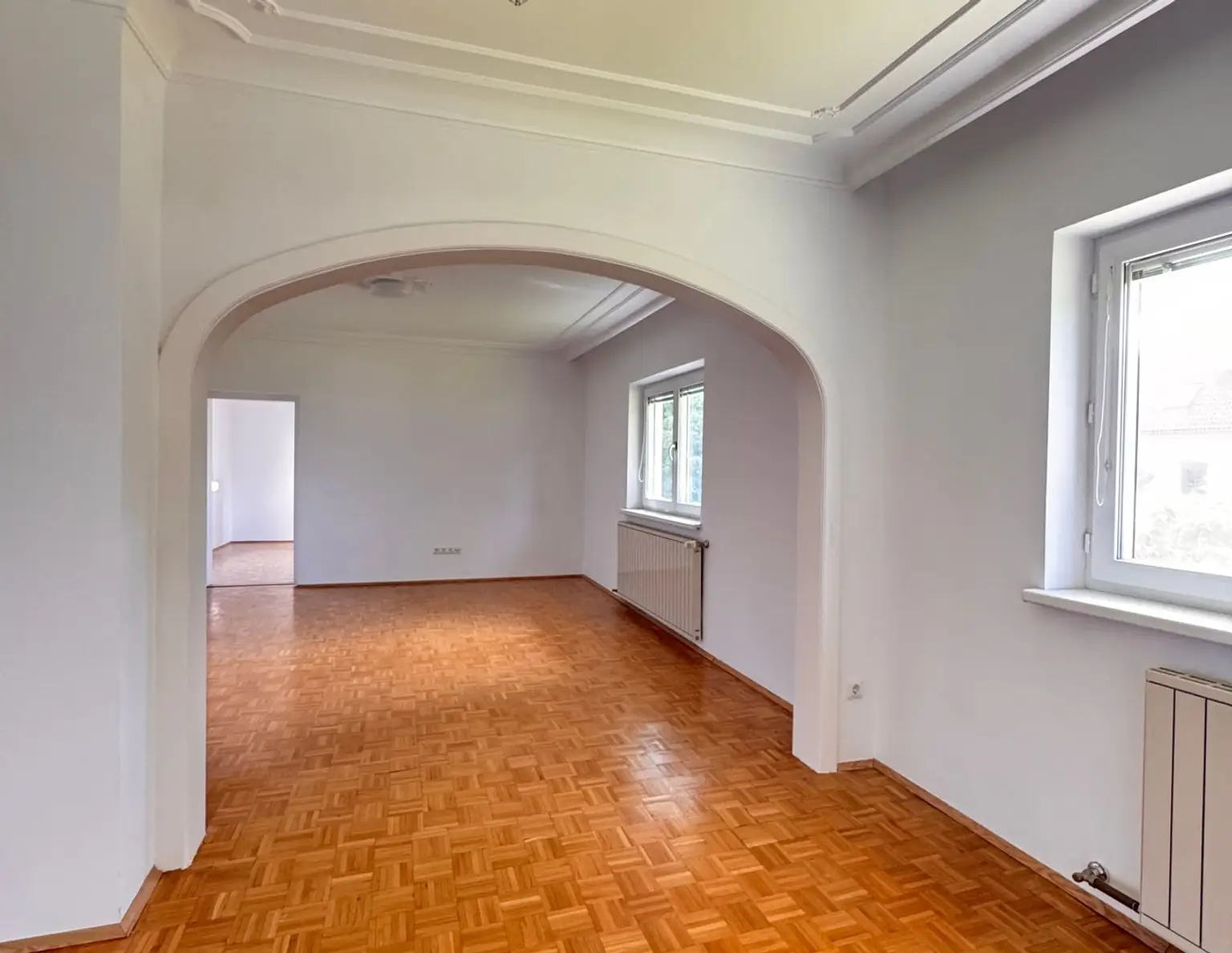 Lichtdurchflutetes Haus mit großem Garten zur Miete in bester Lage von Klosterneuburg
