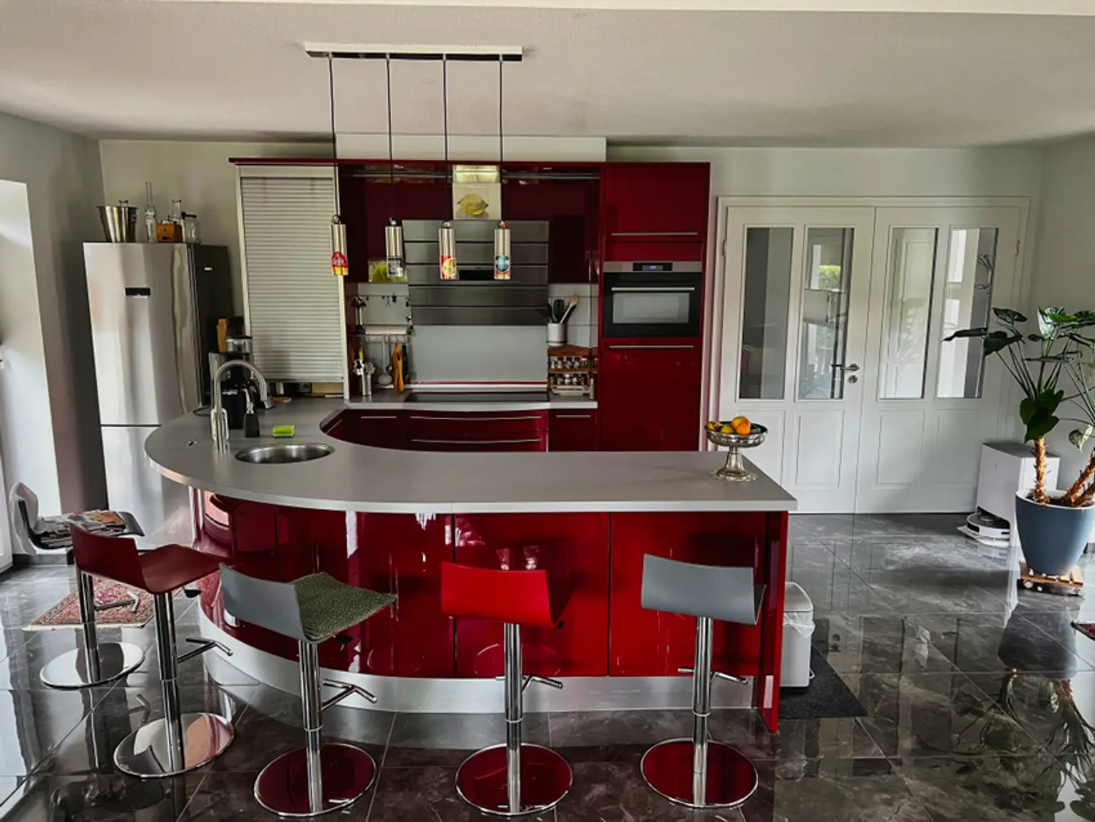 Baujahr 2019! Moderne Landhausvilla mit viel Platz!
