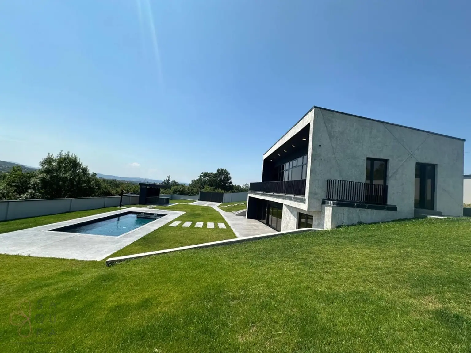 Exklusive Familienvilla mit Pool – Luxus und Natur im Einklang, Kosmaj – Rogača