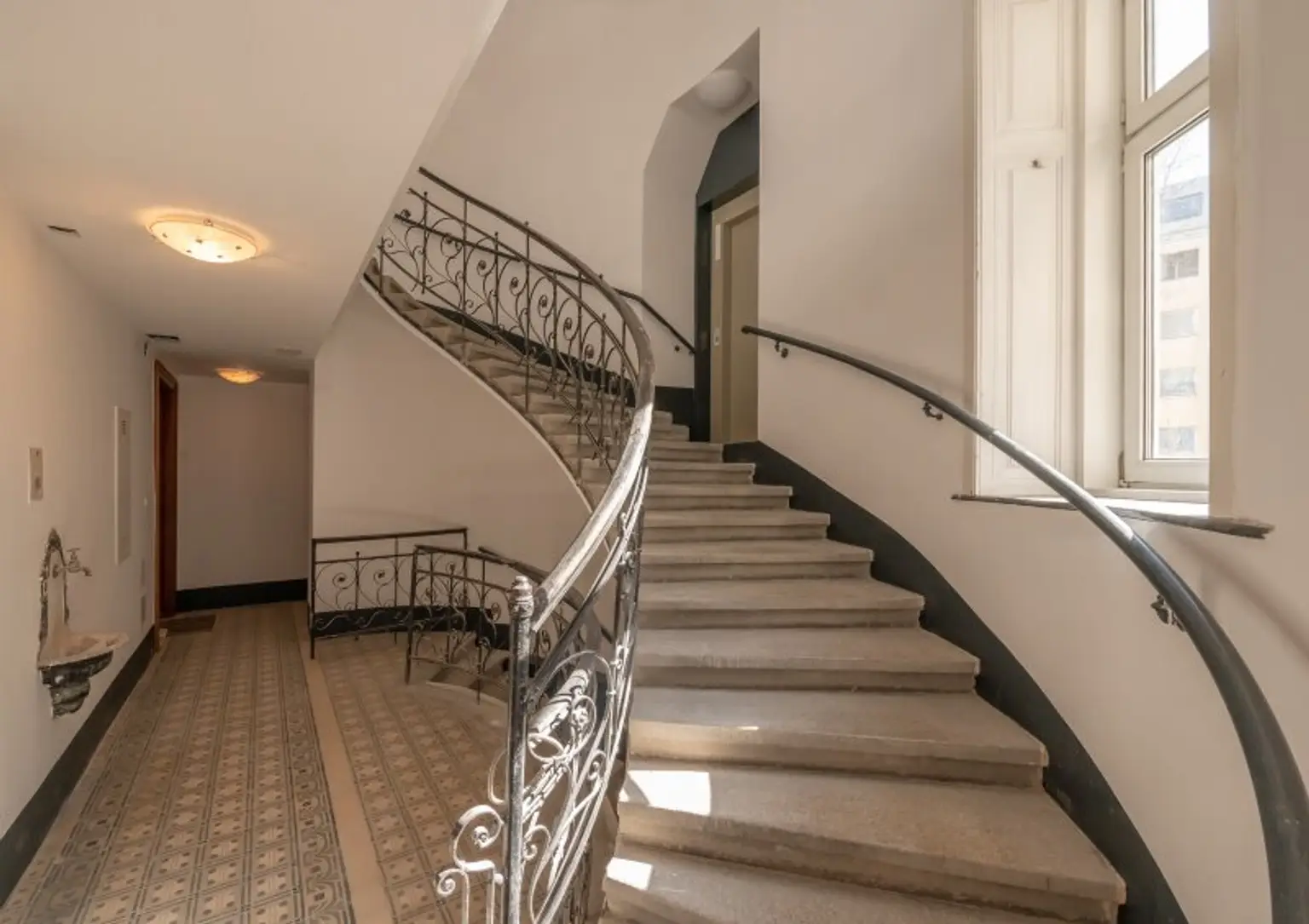 ++NEU++ 3-Zimmer DG-ZWEITBEZUG mit Dachterrasse! ++VIDEOBESICHTIGUNG++