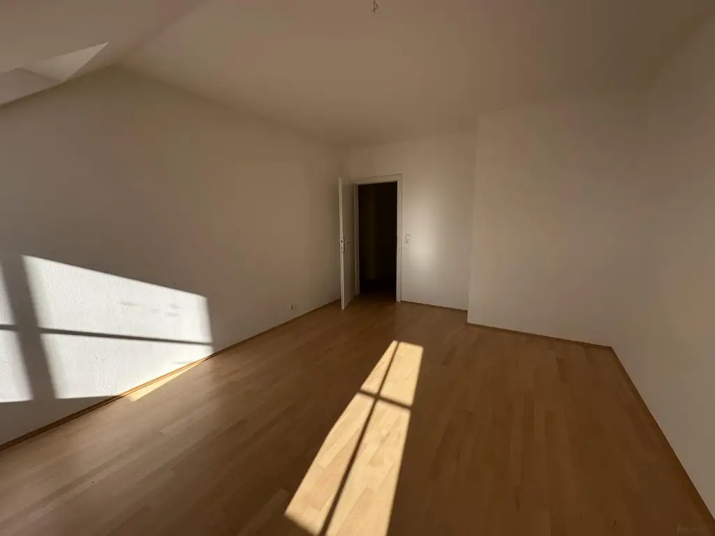 Helle 3-Zimmerwohnung in Eggenberg – jetzt mieten!