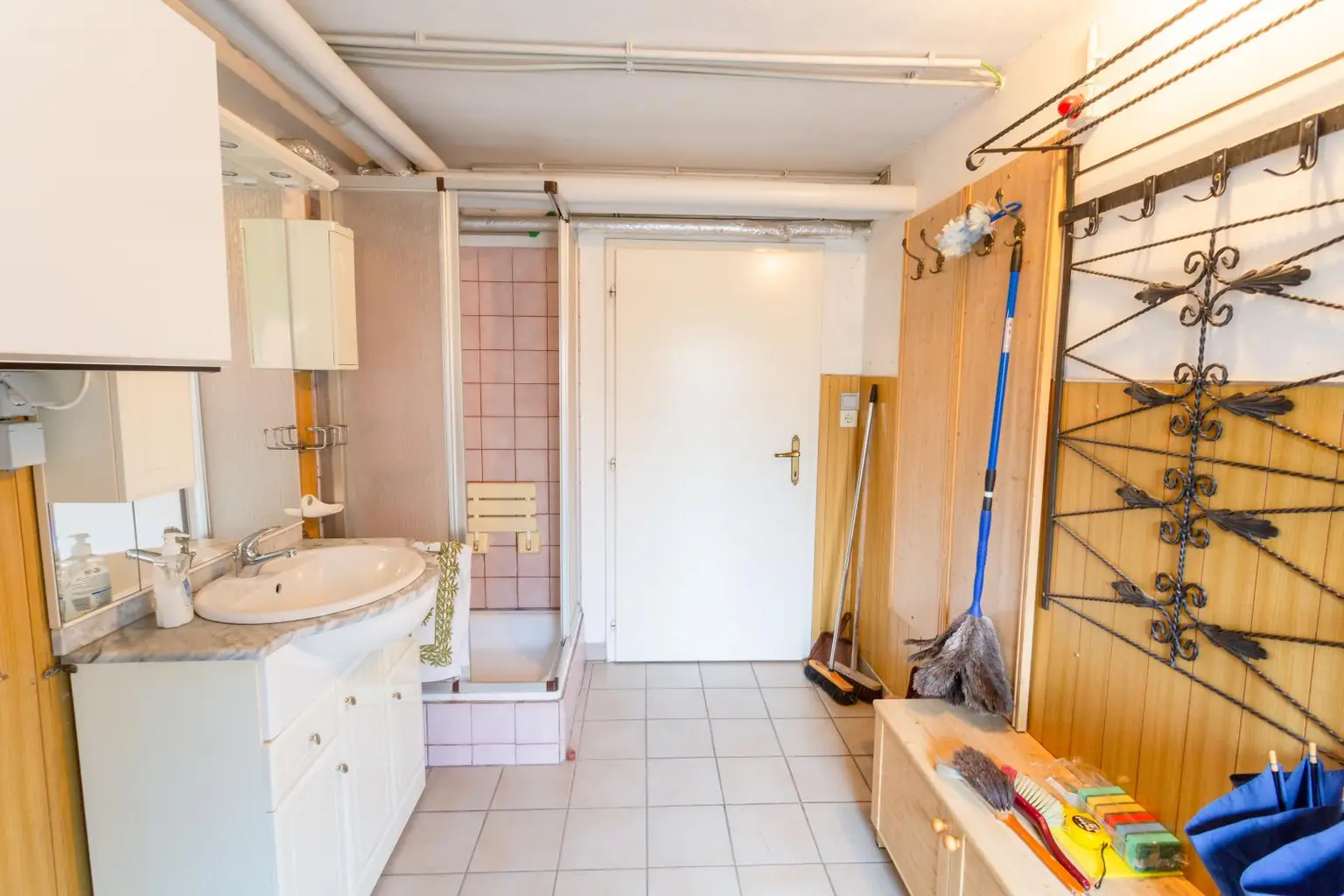 Einfamilienhaus als perfekte Basis für Ihr Traumhaus in der Weinregion Straßertal