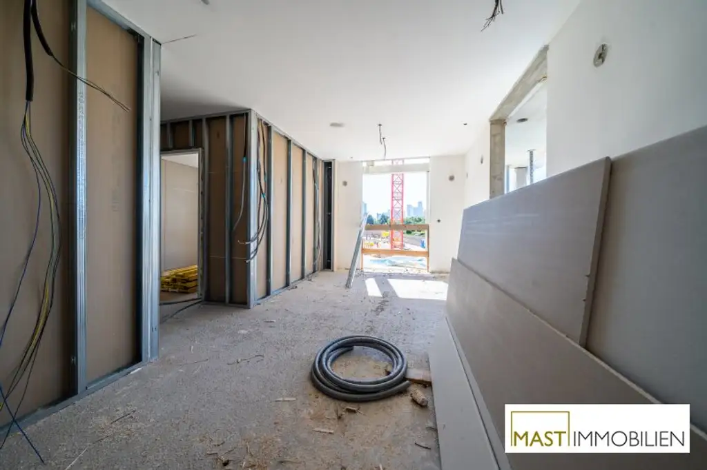 Nähe Donauzentrum: Traumhafte 3-Zimmer Wohnung mit 15qm Balkon
