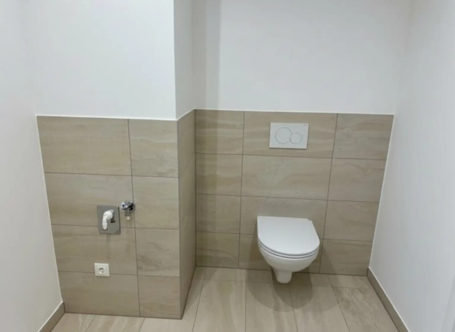 ERSTBEZUG Neue Wohnung mit sonnigem BALKON - Wärmepumpe