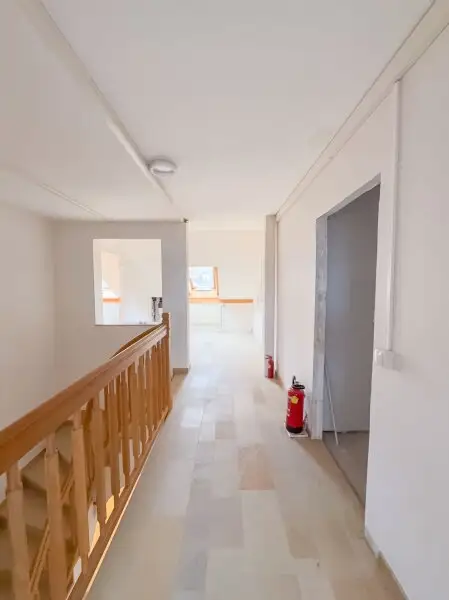 🏡 Großzügiges Einfamilienhaus mit Werkstattkeller, Garage & Terrasse in Stockerau mit Ausbaupotenzial!