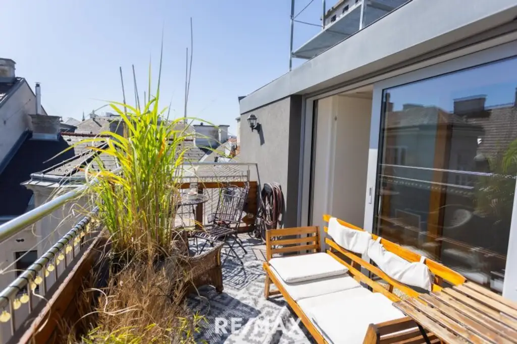 Herrliche DG-Maisonette mit 2 Hof-Terrassen bei der Volksoper, Währinger Straße