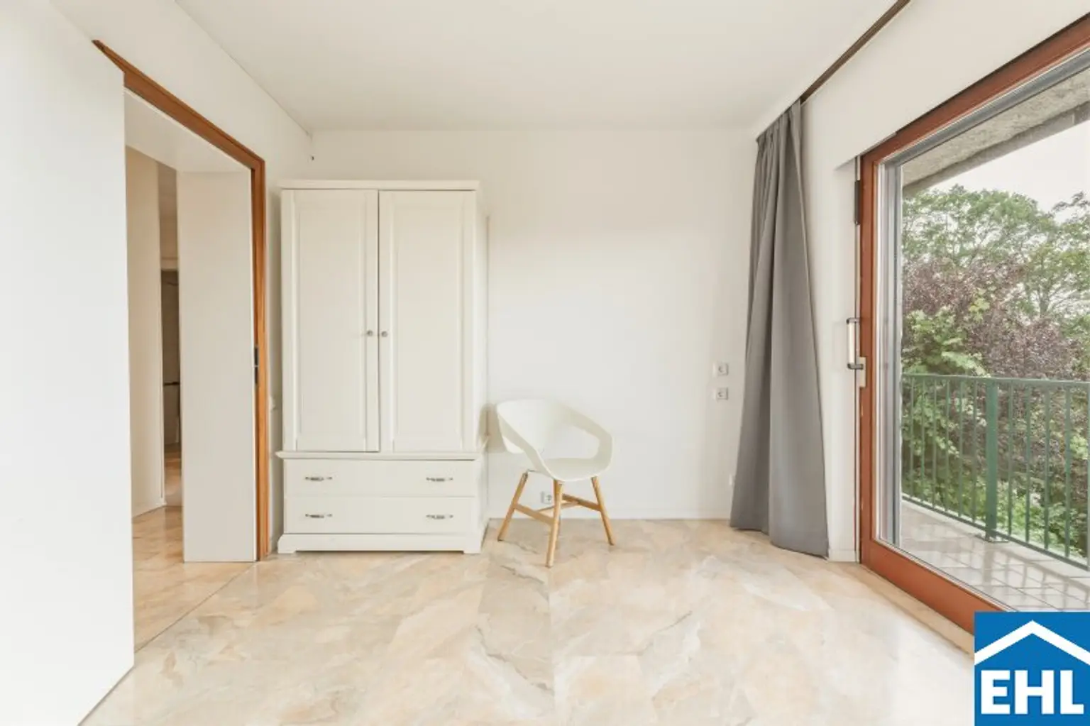 Schlafzimmer 3