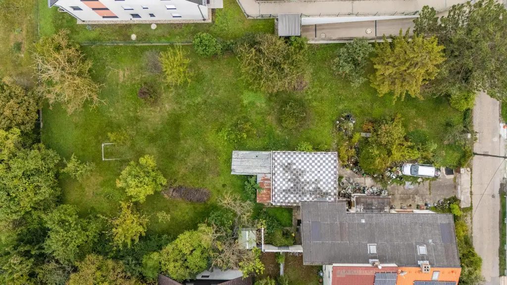 “Exklusives Baugrundstück auf Eigengrund – Ihr Traumprojekt in Bestlage“