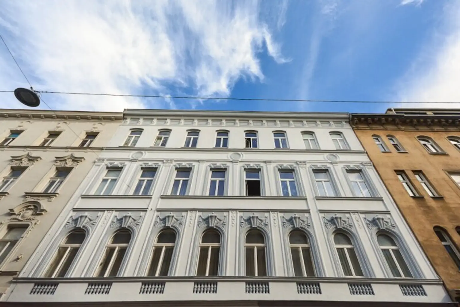 Moderne 2 Zimmer Wohnung mit großer Terrasse