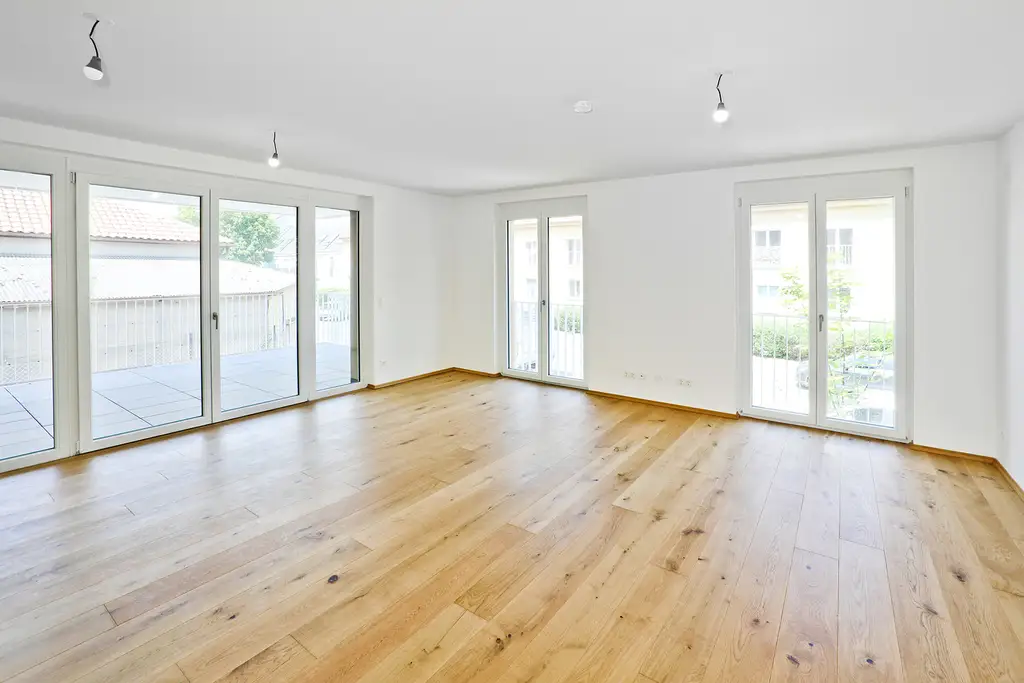 Am Bienefeld - Viel Platz drinnen & draußen: 3-Zimmer-Vorsorgewohnung mit Terrasse in Toplage