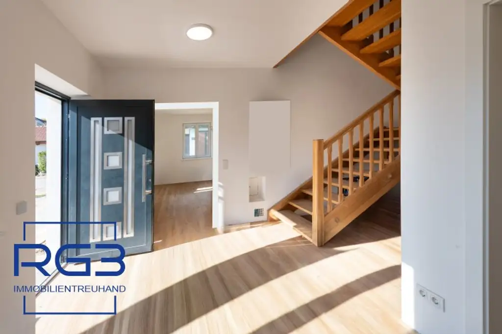 Großes Einfamilienhaus mit großem Garten # Provisionsfrei