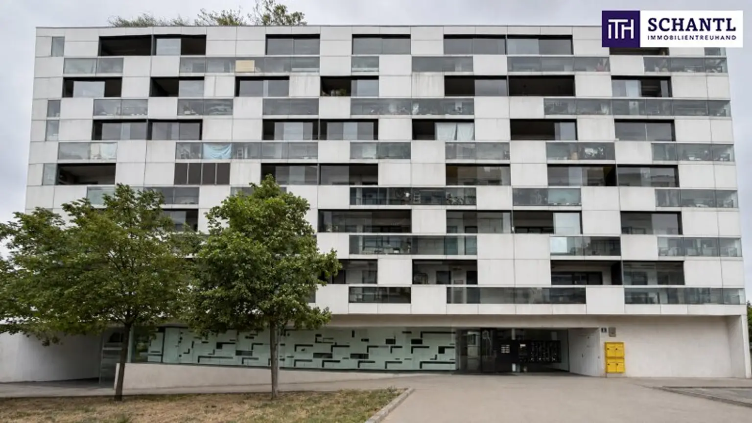 Hauptfassade, Eingang