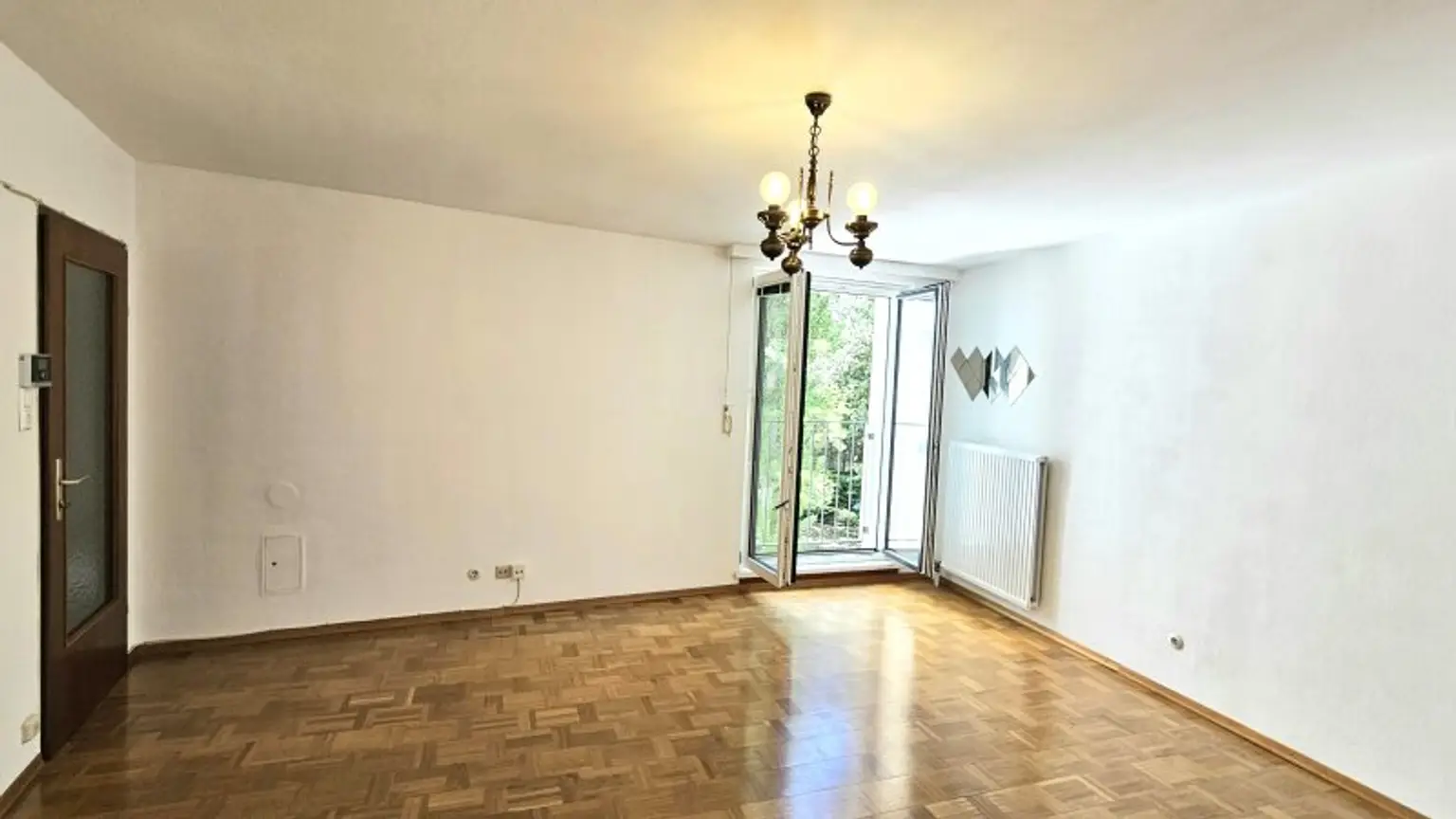NÄHE AUER-WELSBACH-PARK: Durch Umbau 2 Schlafzimmer möglich - Ruhelage!