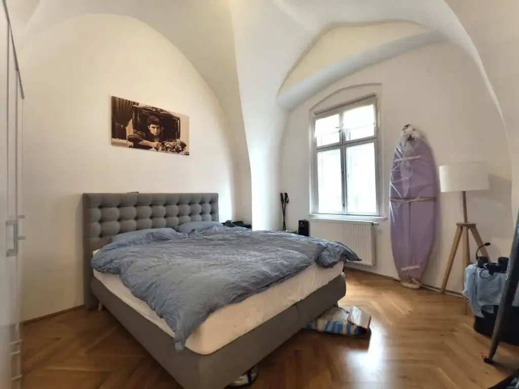 Erleben Sie Kremser Altstadt hautnah - Stilvolle 2-Zimmer-Wohnung mit Altbaucharme in Toplage - Unbefristet anmieten