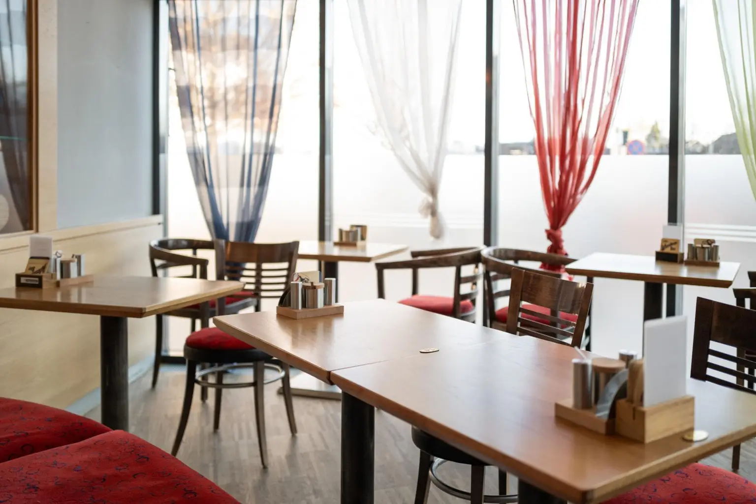 "Bestlage am Bahnhof Absdorf - Geschäftlokal mit Potenzial"