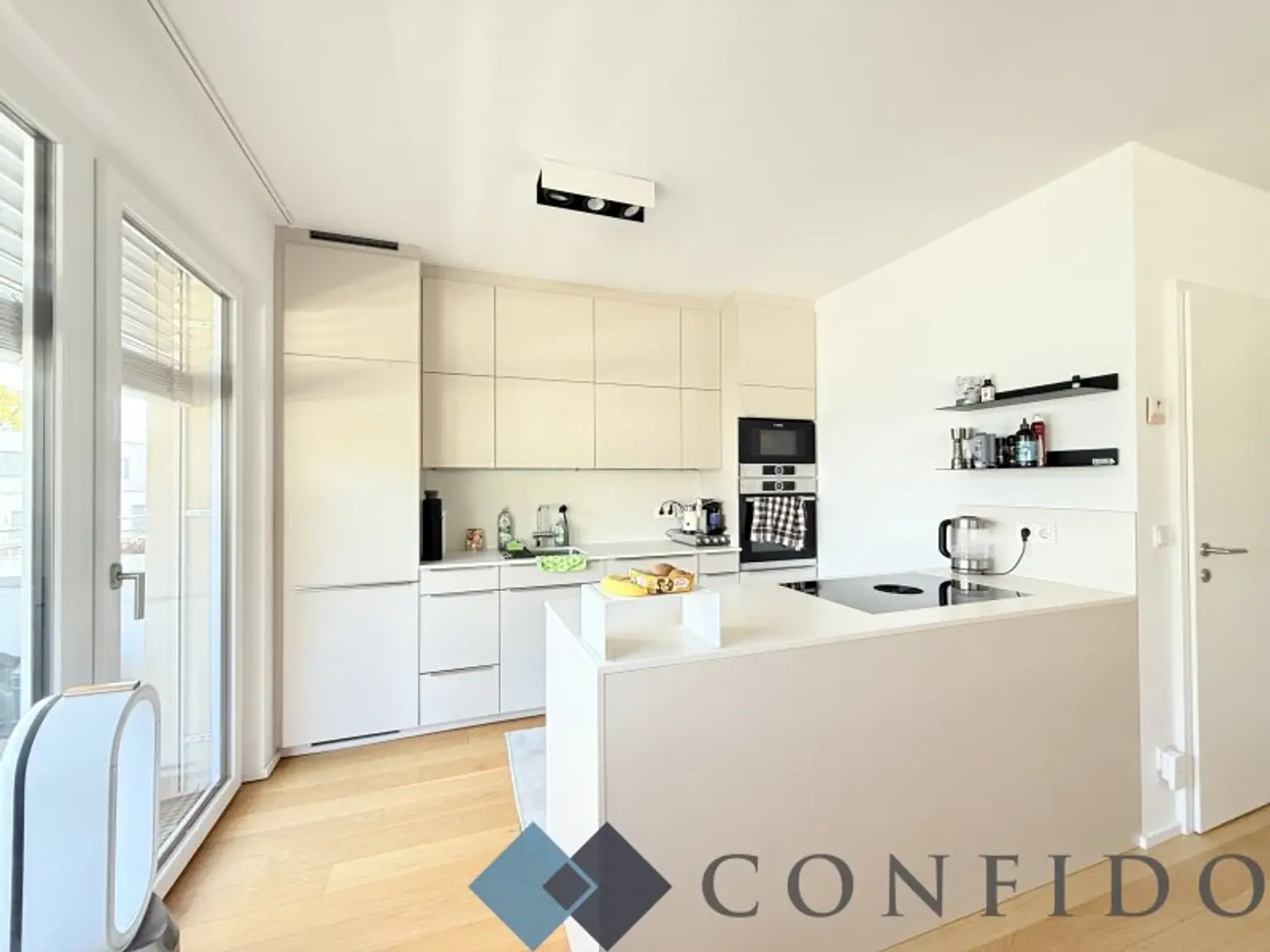 Hochwertig und modern - Traumhafte 3 Zimmerwohnung in bester Lage Badens - Stellplatz inklusive