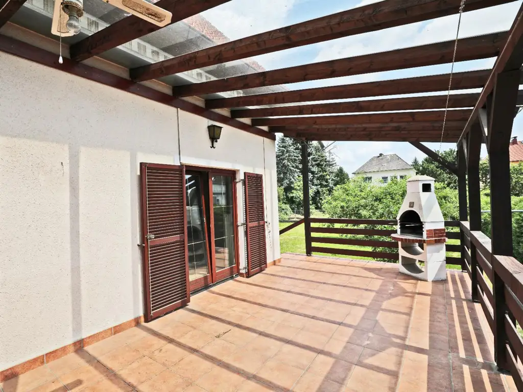 Haus auf Mietkaufvariante - Schönes ebenes Grundstück - 135m2 Wfl. - Vollkeller mit Garage - große Terrasse