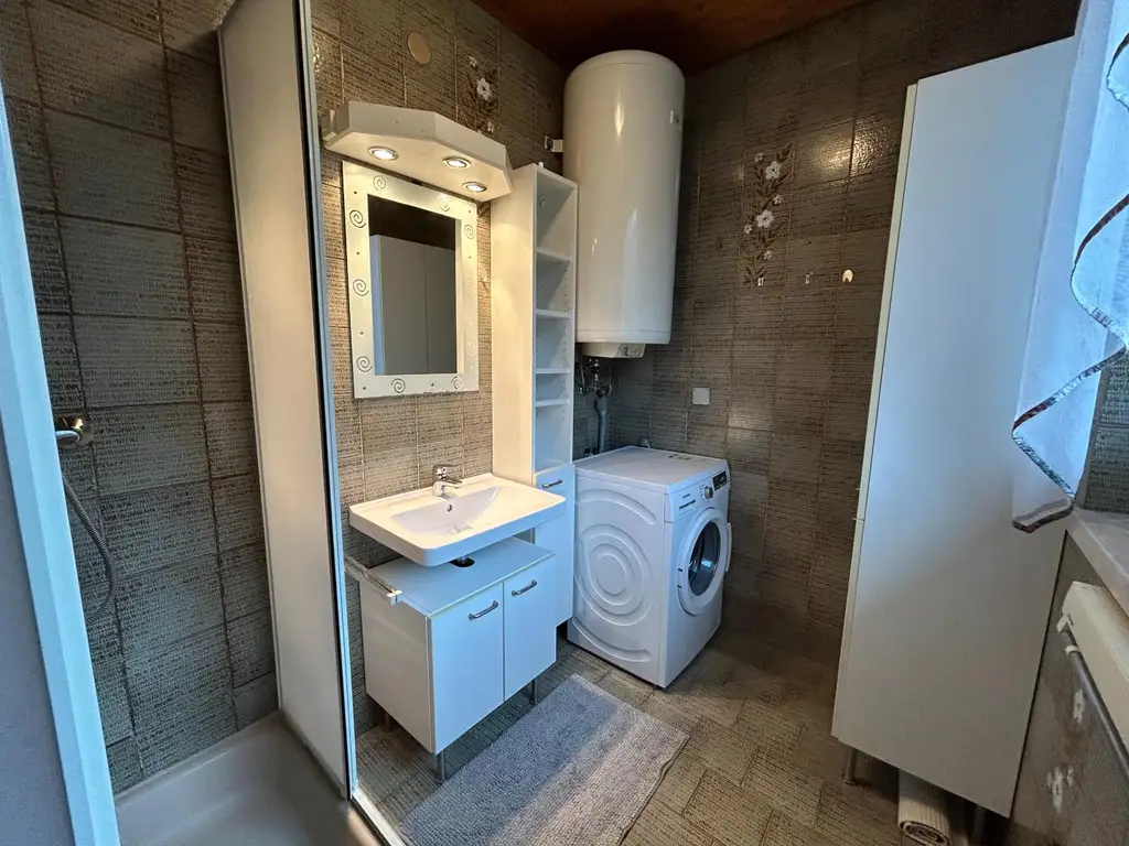 Gepflegte & praktische 2-Zimmer Wohnung in Aussichtslage!